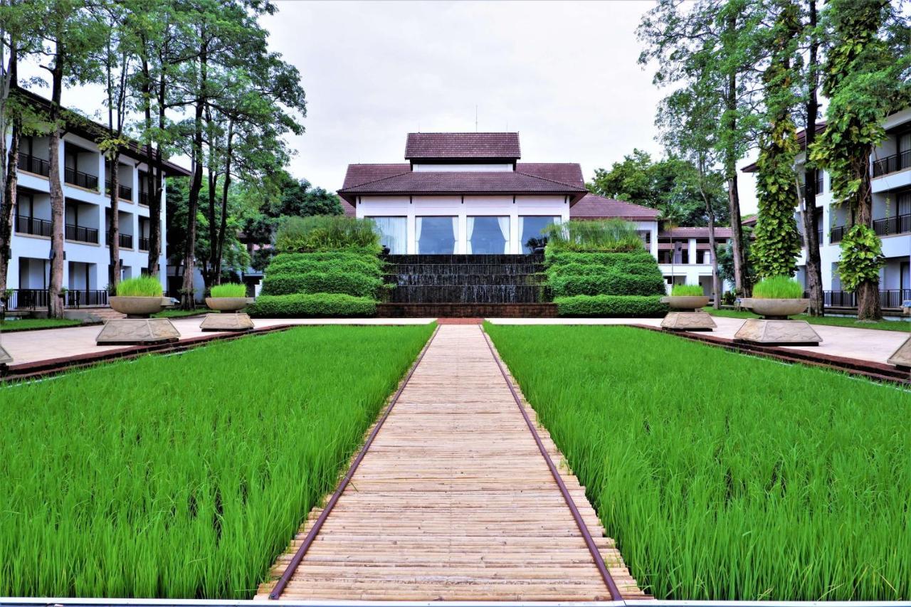 Tawa Ravadee Resort Prachinburi, A Member Of Worldhotels Distinctive Si Maha Phot Екстериор снимка